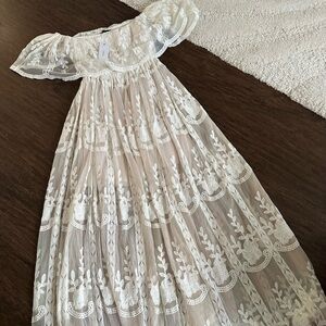 Aakaa White Lace Maxi Dress by Vici